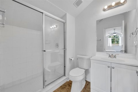 House in Orlando, Florida 5 bedrooms, 219.34 sq.m. № 1821433 - photo 27