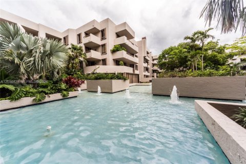 Condo in Key Biscayne, Florida, 3 bedrooms  № 2169343 - photo 24