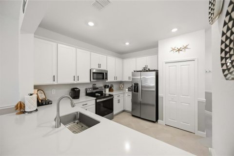 Villa ou maison à vendre à Englewood, Floride: 3 chambres, 132.11 m2 № 2433110 - photo 9