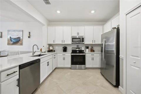Villa ou maison à vendre à Englewood, Floride: 3 chambres, 132.11 m2 № 2433110 - photo 6