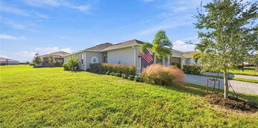 Villa ou maison à Englewood, Floride 3 chambres, 132.11 m2 № 2433110