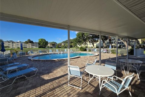 Villa ou maison à louer à Dunedin, Floride: 2 chambres, 103.86 m2 № 1917929 - photo 18