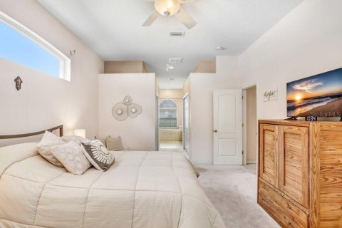 Casa en alquiler en Valrico, Florida, 4 dormitorios, 243.4 m2 № 1912989 - foto 17