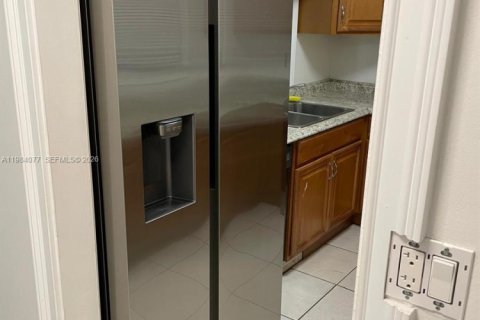 Купить кондоминиум в Хайалиа, Флорида 2 спальни, 96.43м2, № 2044796 - фото 7