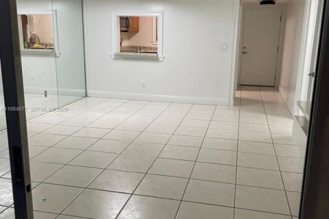 Купить кондоминиум в Хайалиа, Флорида 2 спальни, 96.43м2, № 2044796 - фото 10