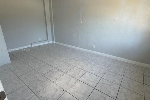 Appartement à louer à Fort Lauderdale, Floride: 3 chambres, 83.43 m2 № 1971004 - photo 3
