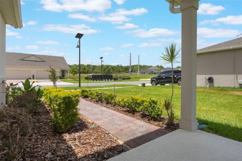 Villa ou maison à vendre à Clermont, Floride: 3 chambres, 171.96 m2 № 1780323 - photo 5