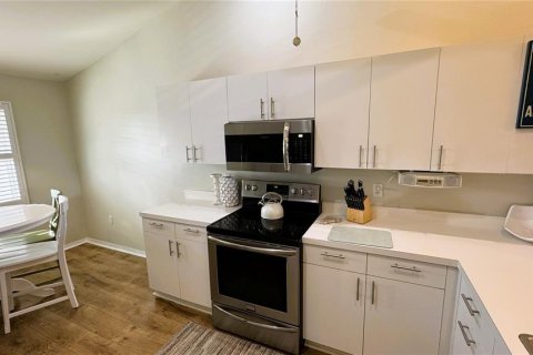 Copropriété à louer à Sarasota, Floride: 2 chambres, 115.01 m2 № 2100178 - photo 9