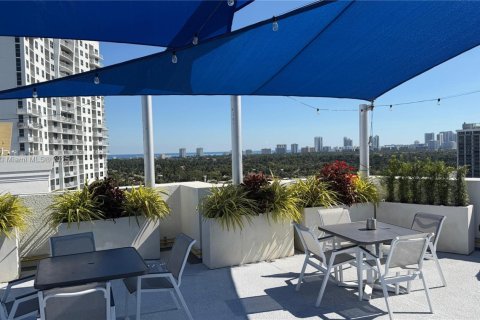 Condominio en alquiler en Hollywood, Florida, 1 dormitorio, 80.17 m2 № 1970716 - foto 20