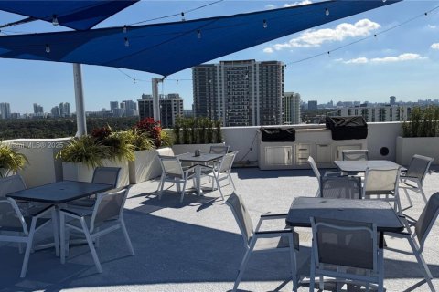 Condominio en alquiler en Hollywood, Florida, 1 dormitorio, 80.17 m2 № 1970716 - foto 16