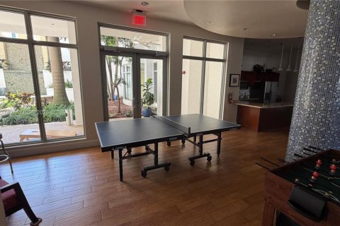 Condominio en alquiler en Hollywood, Florida, 1 dormitorio, 80.17 m2 № 1970716 - foto 10