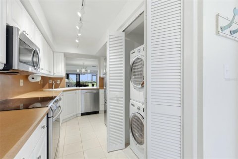 Copropriété à vendre à Longboat Key, Floride: 2 chambres, 118.36 m2 № 2419246 - photo 19