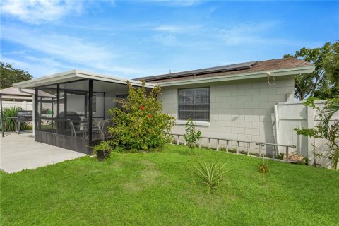Villa ou maison à vendre à Tampa, Floride: 3 chambres, 138.24 m2 № 2358467 - photo 30
