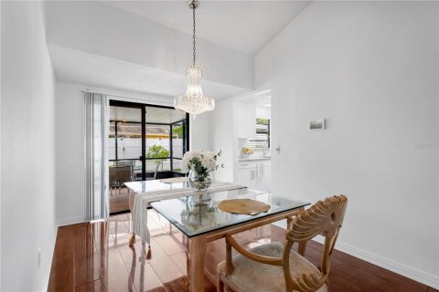 Villa ou maison à vendre à Tampa, Floride: 3 chambres, 138.24 m2 № 2358467 - photo 15