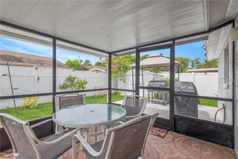 Villa ou maison à vendre à Tampa, Floride: 3 chambres, 138.24 m2 № 2358467 - photo 26