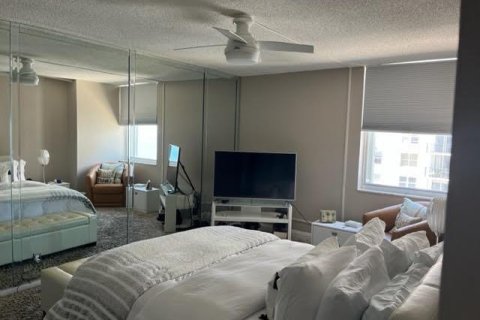 Condominio en venta en Pompano Beach, Florida, 2 dormitorios, 90.12 m2 № 2084484 - foto 13