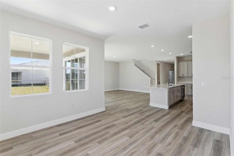 Casa en venta en San Antonio, Florida, 5 dormitorios, 293.29 m2 № 1686449 - foto 7