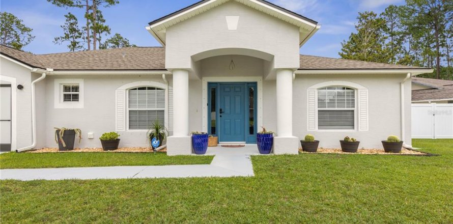 Villa ou maison à Palm Coast, Floride 3 chambres, 187.66 m2 № 2148152