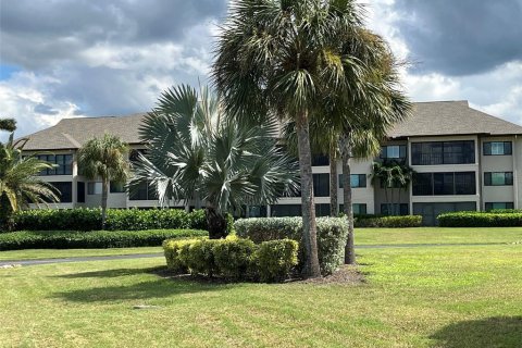 Copropriété à vendre à Punta Gorda, Floride: 2 chambres, 151.43 m2 № 1392864 - photo 1