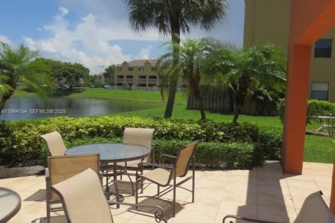 Condo in Fort Lauderdale, Florida, 1 bedroom  № 2058348 - photo 19