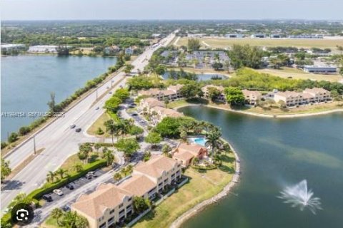 Condo in Fort Lauderdale, Florida, 1 bedroom  № 2058348 - photo 12