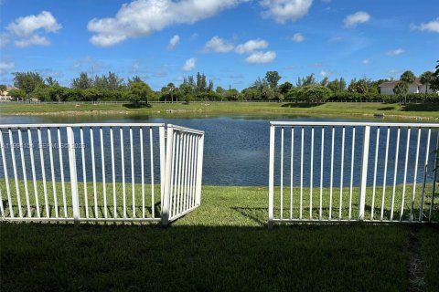 Condo in Fort Lauderdale, Florida, 1 bedroom  № 2058348 - photo 9