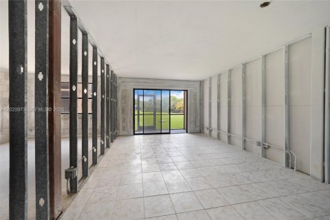 Condominio en venta en Sunrise, Florida, 1 dormitorio, 59.46 m2 № 2153742 - foto 7