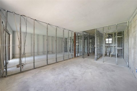 Condominio en venta en Sunrise, Florida, 1 dormitorio, 59.46 m2 № 2153742 - foto 17