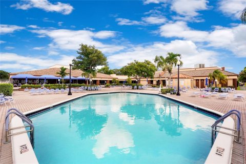 Condominio en venta en Sunrise, Florida, 1 dormitorio, 59.46 m2 № 2153742 - foto 26