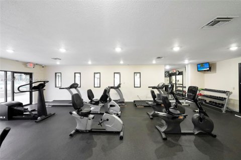 Condominio en venta en Sunrise, Florida, 1 dormitorio, 59.46 m2 № 2153742 - foto 28