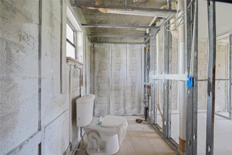Condominio en venta en Sunrise, Florida, 1 dormitorio, 59.46 m2 № 2153742 - foto 18