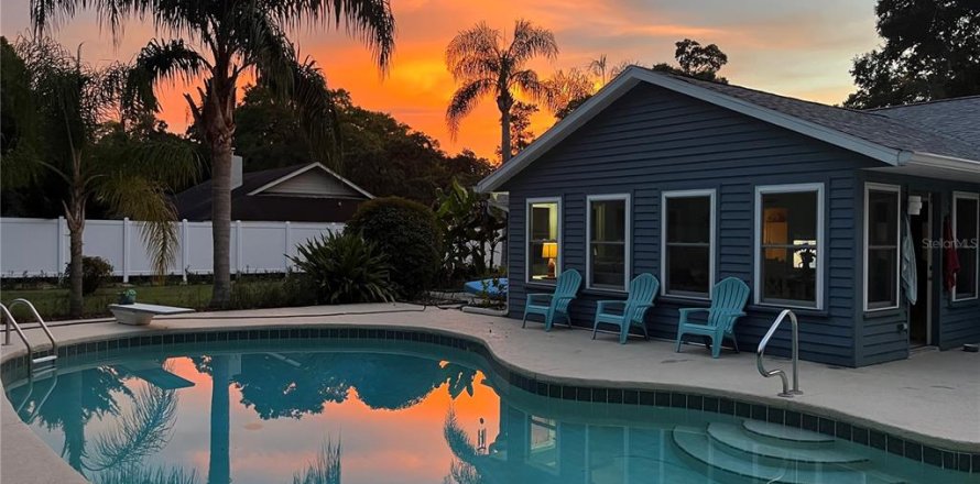 Casa en Ocala, Florida 3 dormitorios, 166.39 m2 № 2138622