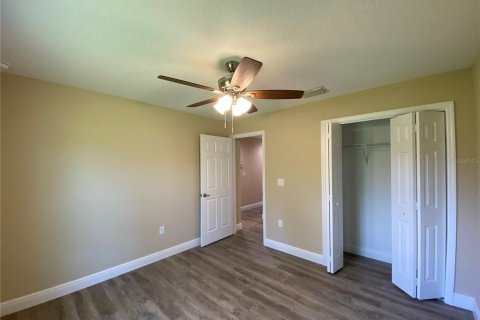 Villa ou maison à louer à Dunnellon, Floride: 4 chambres, 159.61 m2 № 2216686 - photo 18