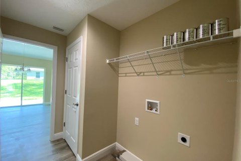 Villa ou maison à louer à Dunnellon, Floride: 4 chambres, 159.61 m2 № 2216686 - photo 25
