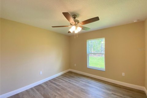 Villa ou maison à louer à Dunnellon, Floride: 4 chambres, 159.61 m2 № 2216686 - photo 17