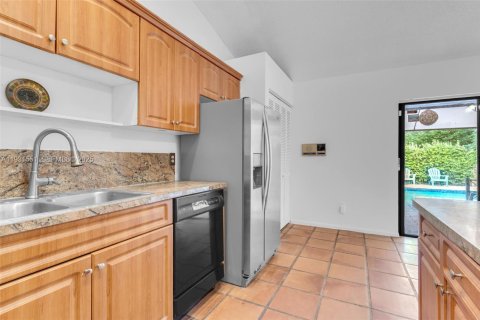 Villa ou maison à vendre à Miami, Floride: 3 chambres, 150.59 m2 № 1991108 - photo 10