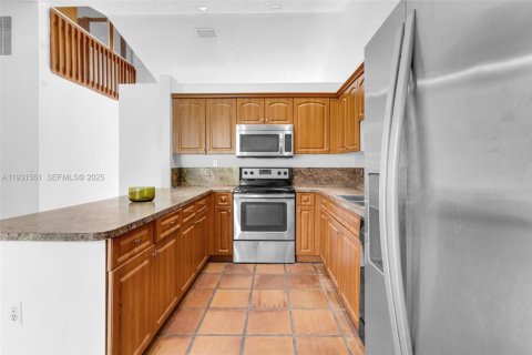 Villa ou maison à vendre à Miami, Floride: 3 chambres, 150.59 m2 № 1991108 - photo 9