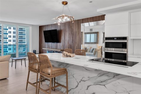 Copropriété à vendre à Miami Beach, Floride: 2 chambres, 83.61 m2 № 1935158 - photo 2