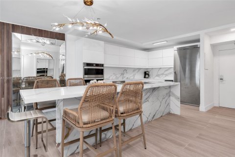 Copropriété à vendre à Miami Beach, Floride: 2 chambres, 83.61 m2 № 1935158 - photo 7