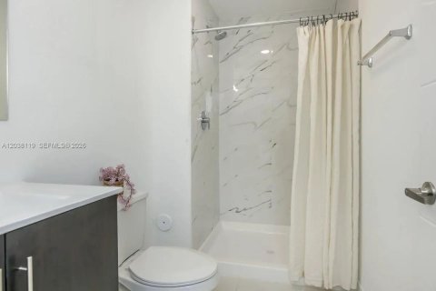Apartamento en alquiler en Homestead, Florida, 2 dormitorios, 109.16 m2 № 2182162 - foto 14