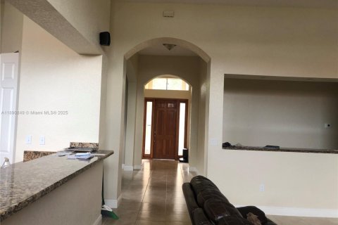 Villa ou maison à louer à Homestead, Floride: 4 chambres, 238.94 m2 № 1944347 - photo 9