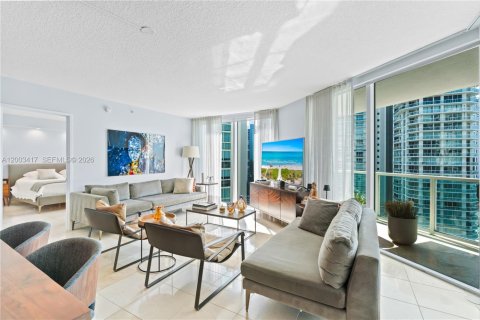 Condo in Sunny Isles Beach, Florida, 3 bedrooms № 2091295 - photo 8