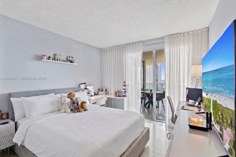 Condo in Sunny Isles Beach, Florida, 3 bedrooms № 2091295 - photo 20