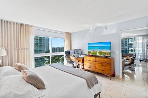 Condo in Sunny Isles Beach, Florida, 3 bedrooms № 2091295 - photo 15
