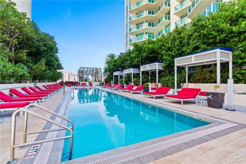 Condo in Sunny Isles Beach, Florida, 3 bedrooms № 2091295 - photo 30