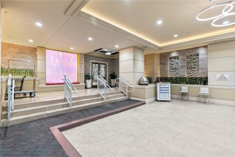 Condo in Sunny Isles Beach, Florida, 3 bedrooms № 2091295 - photo 22