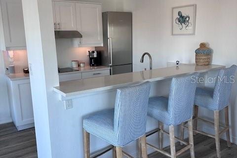 Condo in Saint Pete Beach, Florida, 1 bedroom  № 1895163 - photo 9