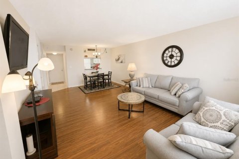 Снять в аренду кондоминиум в Клируотер, Флорида 1 спальня, 75.25м2, № 2094647 - фото 7