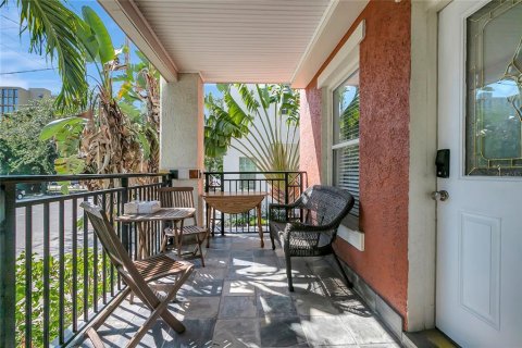 Condo in Saint Petersburg, Florida, 1 bedroom  № 1370271 - photo 8