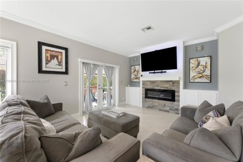 House in Deerfield Beach, Florida 3 bedrooms, 138.89 sq.m. № 1704751 - photo 10